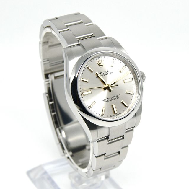 Rolex Oyster Perpetual 124200 Image 4